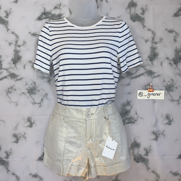 27” Ivory / Gold Cuff Hem Woven Shorts - Picture 3 of 16